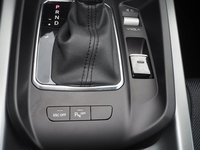 Certified 2025 Dodge Hornet GT image 29