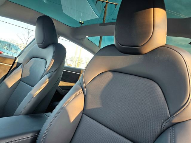 Used 2025 Tesla Model 3 Long Range image 19