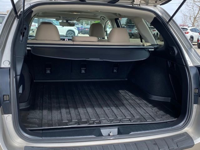 Used 2017 Subaru Outback 2.5i Premium image 26