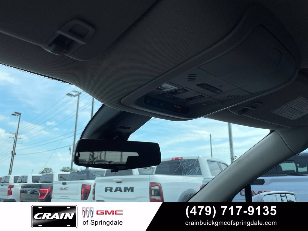 Used 2018 Buick Enclave Avenir w/ Avenir Technology Package FWD image 20