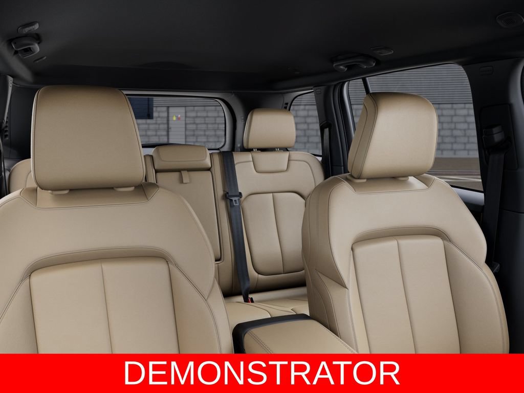 New 2025 Jeep Grand Cherokee Limited w/ Black Appearance Package AWD/4WD image 26