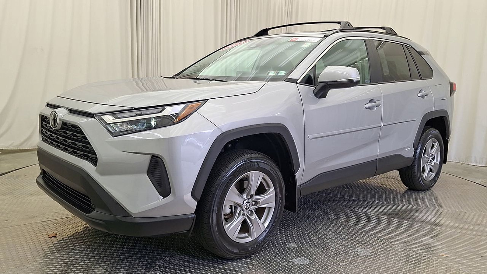 Certified 2025 Toyota RAV4 XLE w/ Convenience Package AWD/4WD image 11