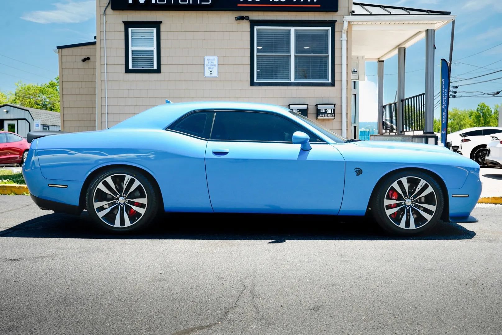 Used 2023 Dodge Challenger SRT Hellcat w/ Driver Convenience Group RWD image 4