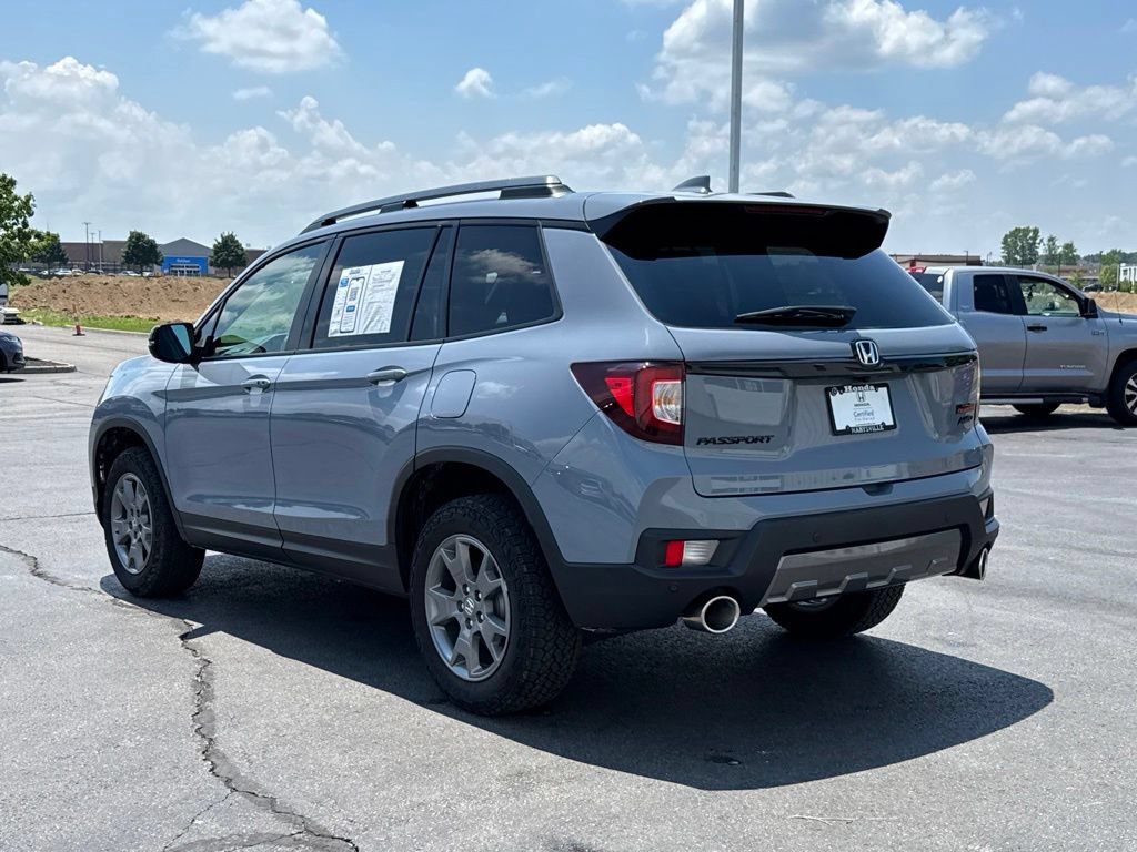 Certified 2025 Honda Passport TrailSport image 5