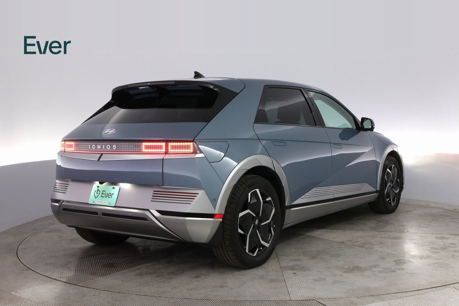 Used 2024 Hyundai Ioniq 5 Limited image 12