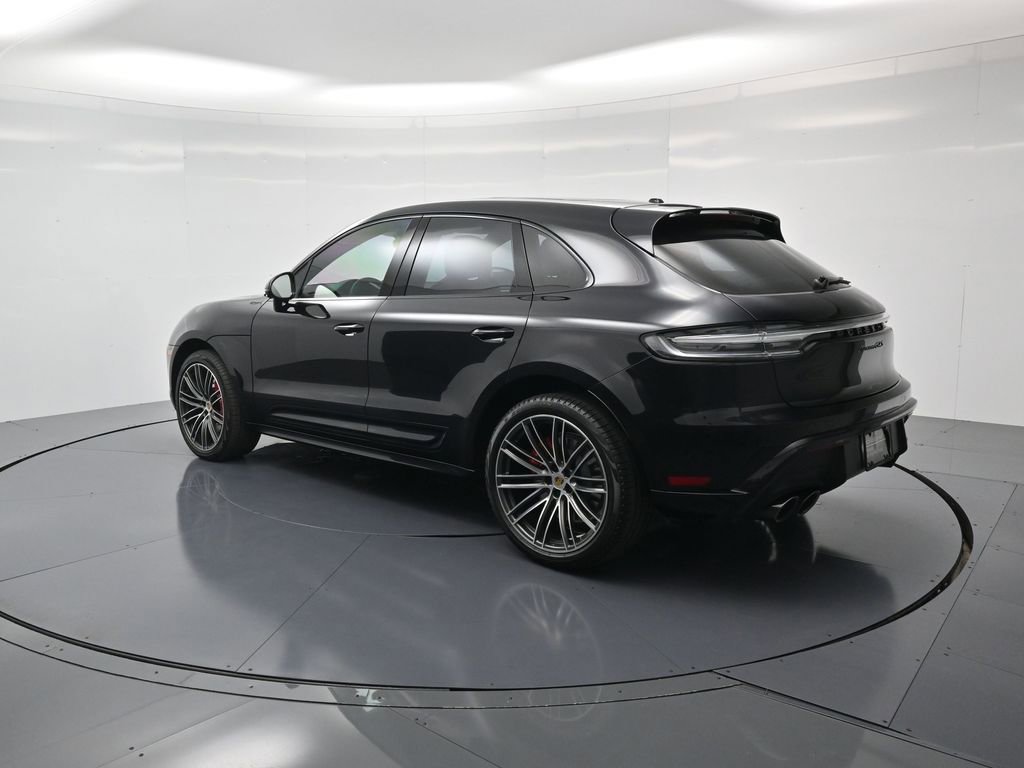 Certified 2026 Porsche Macan GTS image 3