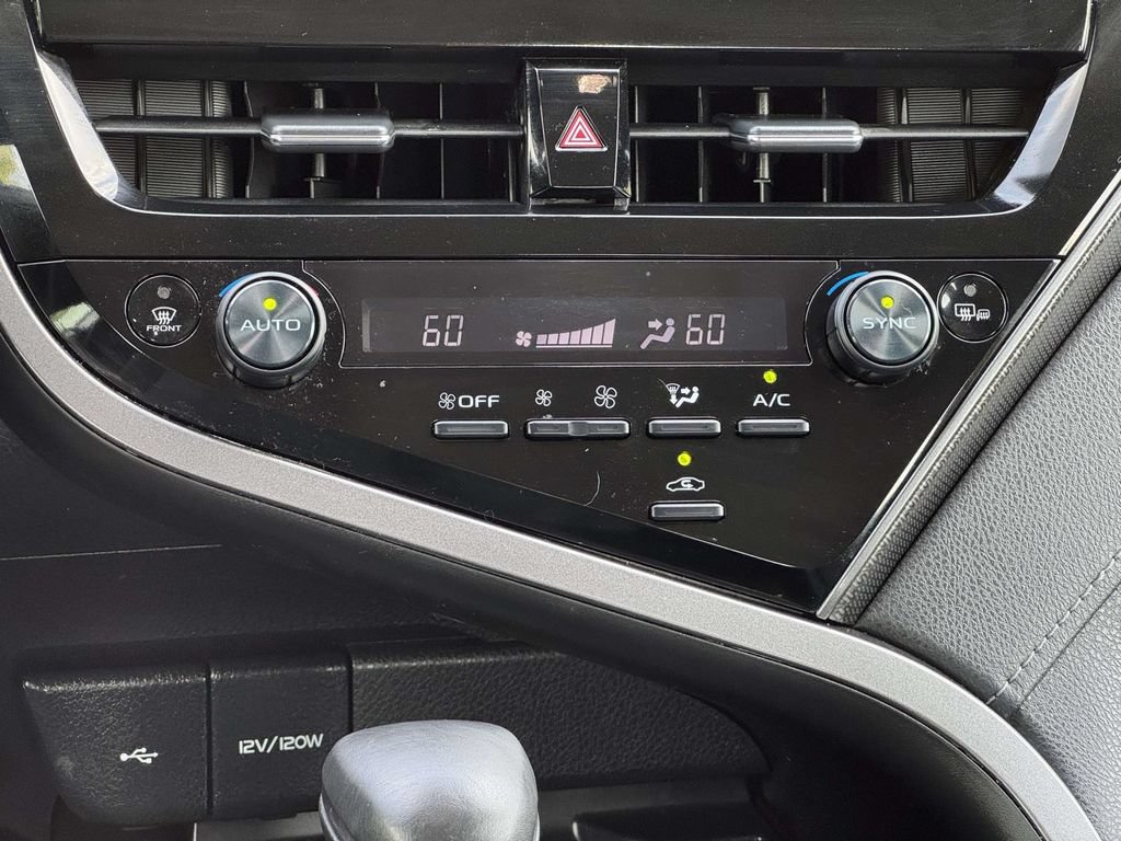 Used 2023 Toyota Camry XSE AWD/4WD image 5