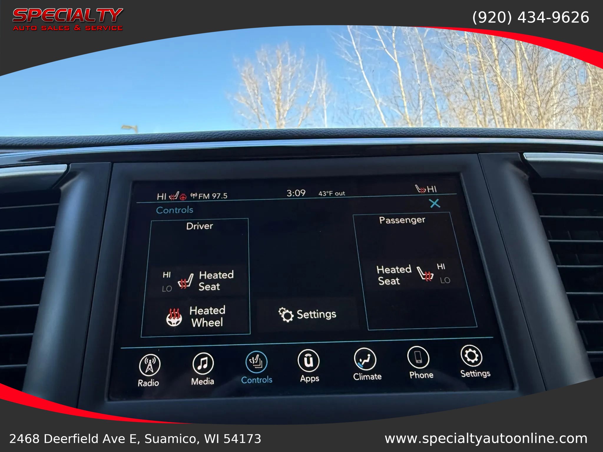 Used 2019 Chrysler Pacifica Touring-L FWD image 27