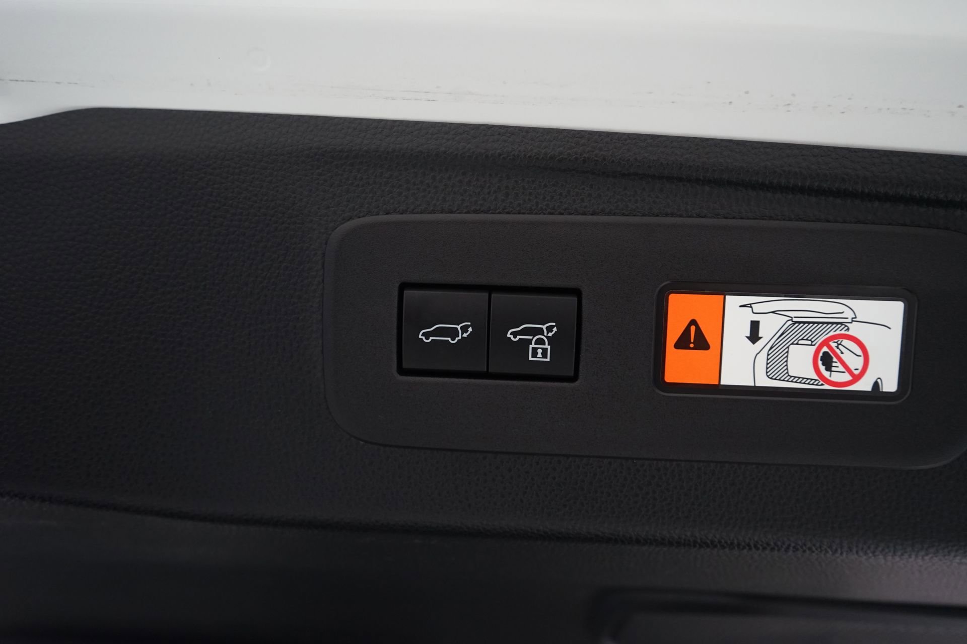 Used 2024 Lexus GX 550 w/ Accessory Package (31) image 36