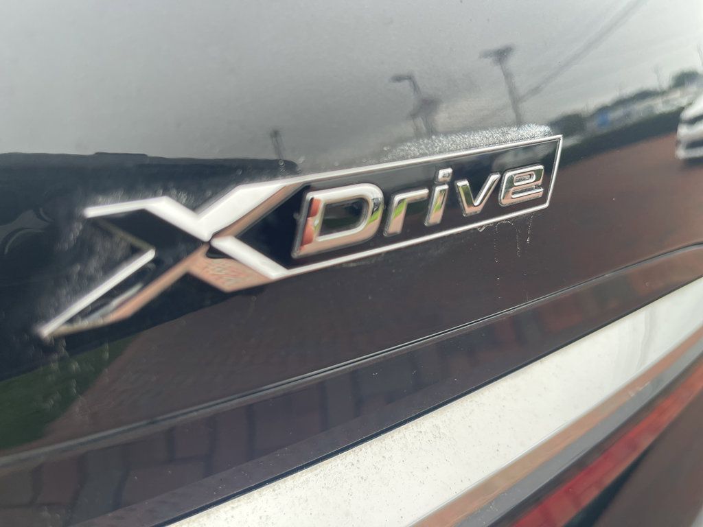 Used 2024 BMW 740i xDrive image 10