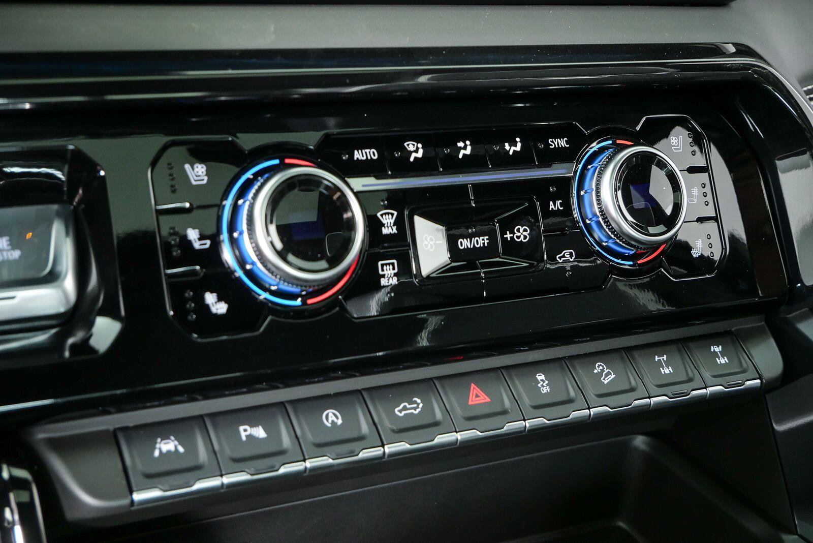 New 2026 GMC Sierra 1500 AT4X AWD/4WD image 16