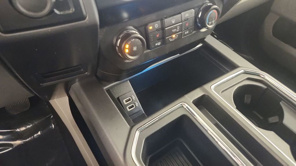 Used 2020 Ford F150 XLT w/ Equipment Group 302A Luxury image 18