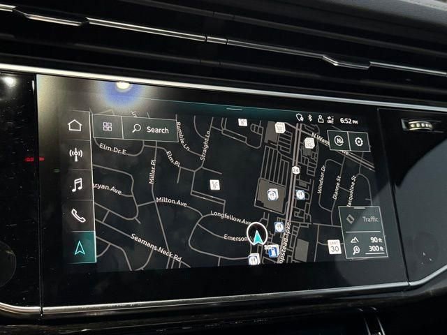 Used 2023 Audi Q7 3.0T Premium Plus image 33