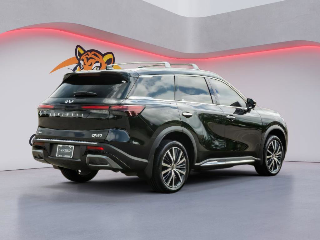 Used 2023 INFINITI QX60 Sensory w/ Cargo Package AWD/4WD image 5