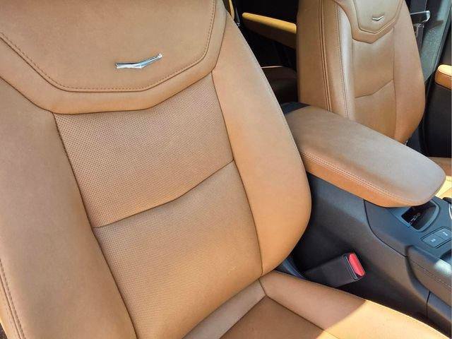 Certified 2023 Cadillac XT5 Premium Luxury FWD image 22
