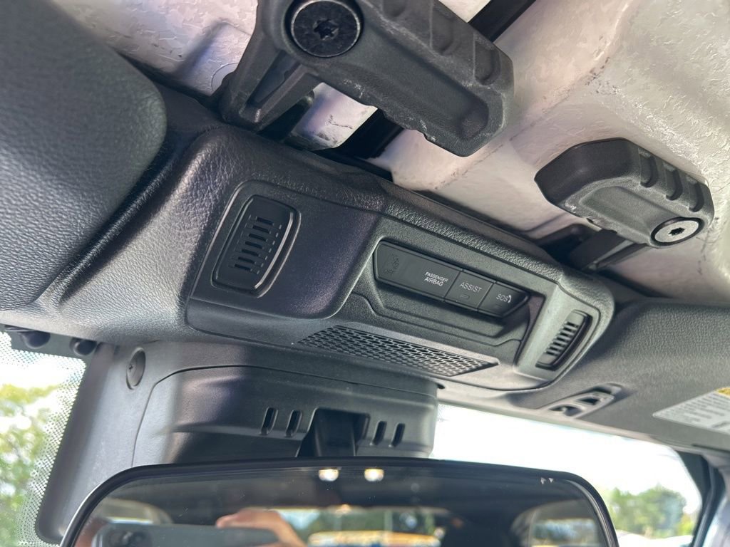 Certified 2025 Jeep Wrangler Unlimited Rubicon image 41