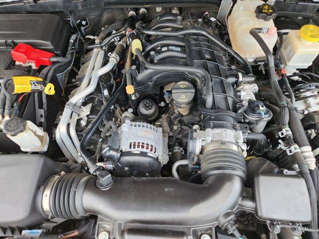 Certified 2023 Jeep Gladiator Sport AWD/4WD image 30