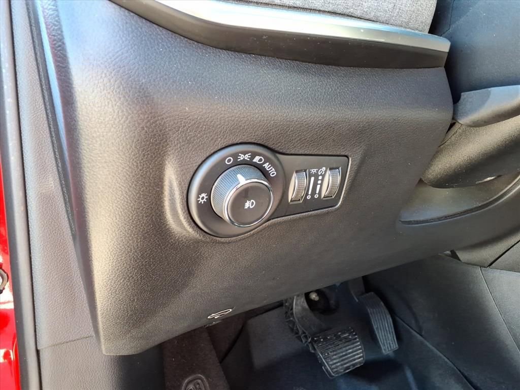 Used 2023 Jeep Compass Latitude image 15