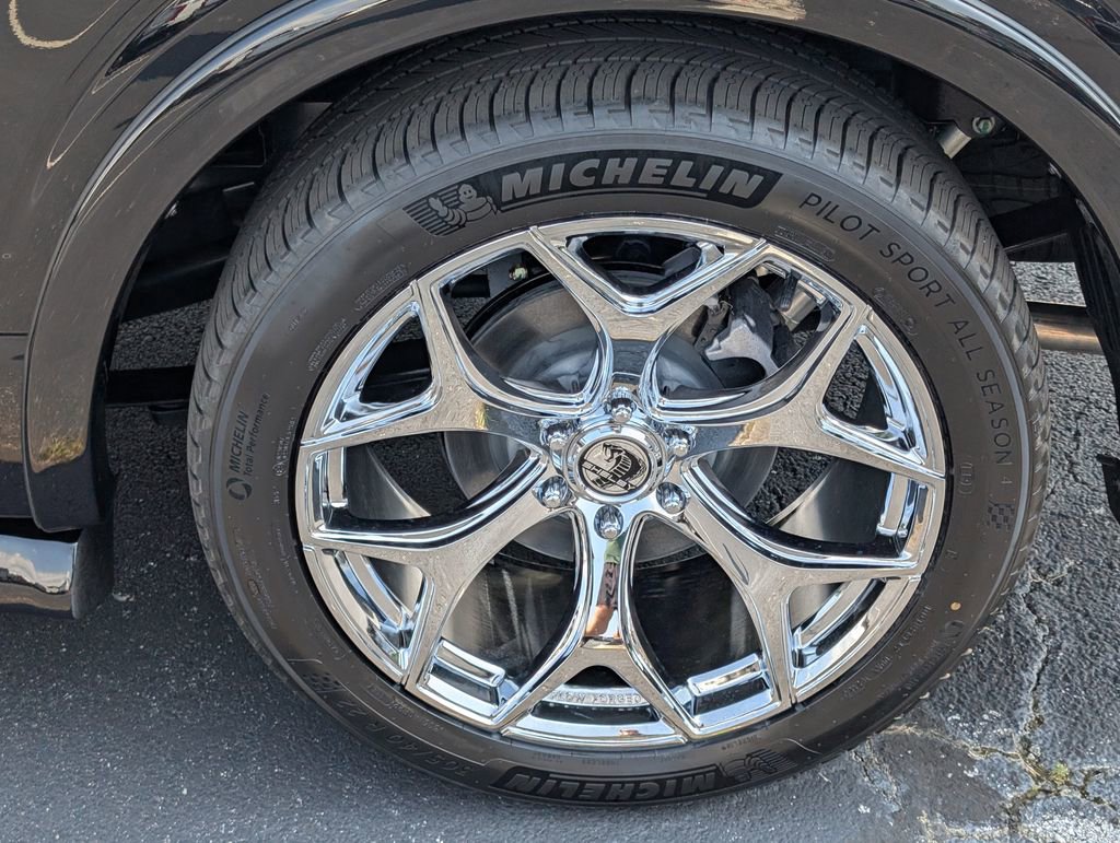 New 2025 Ford F150 Lariat w/ Equipment Group 501A Mid image 30