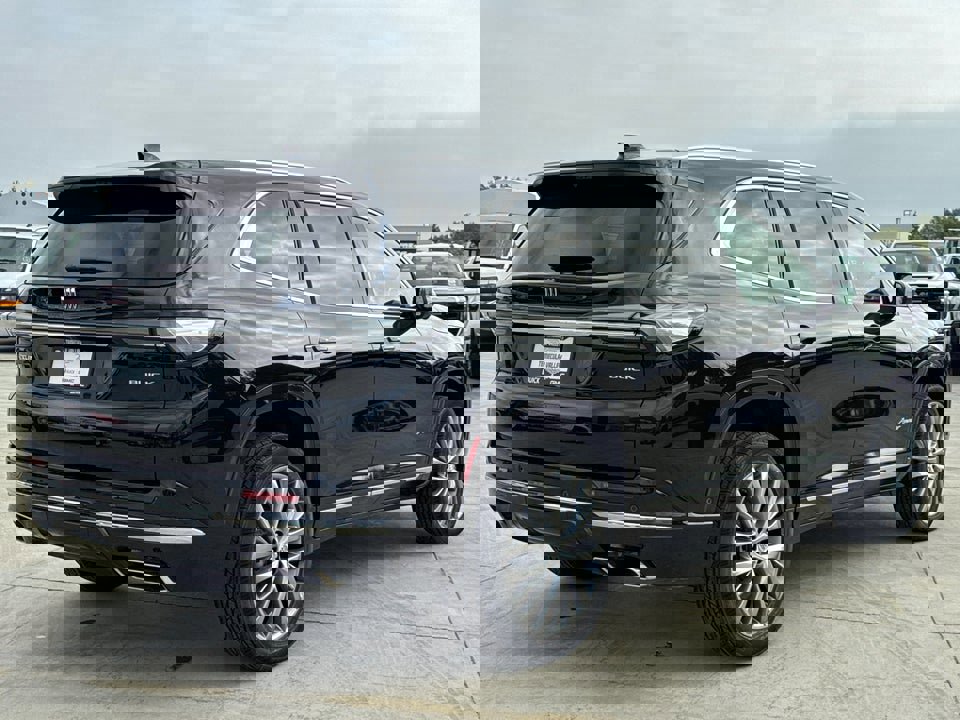 Used 2026 Buick Enclave Avenir w/ Super Cruise Package image 16