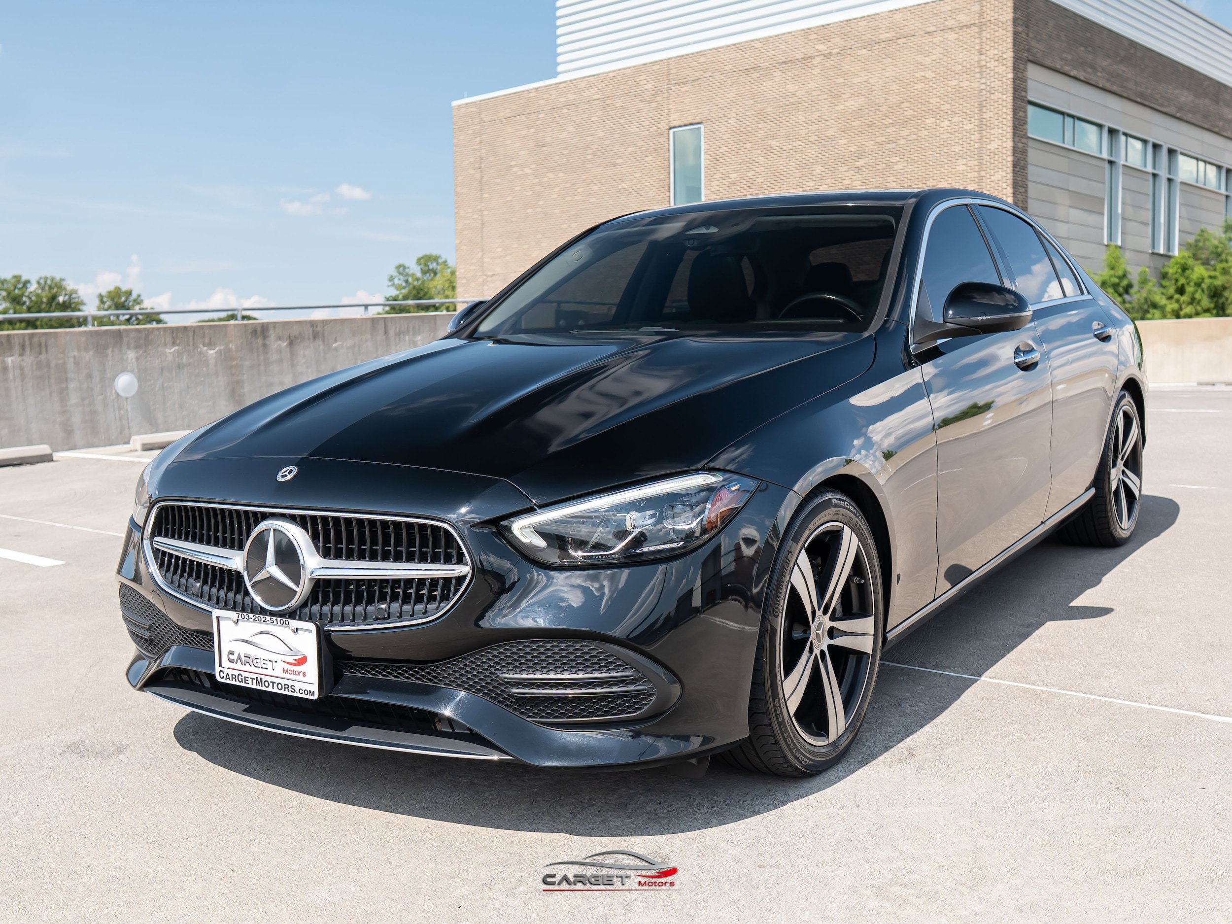 Used 2022 Mercedes-Benz C 300 4MATIC Sedan image 3