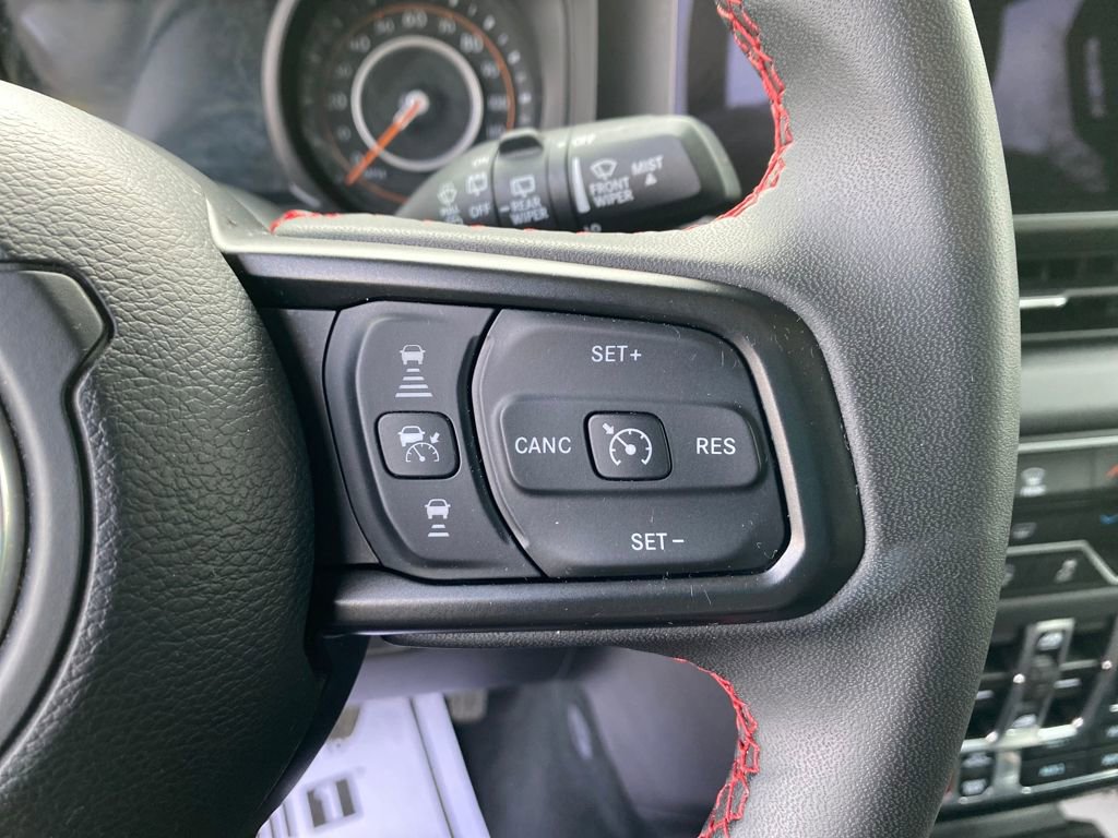 Used 2024 Jeep Wrangler Rubicon image 28