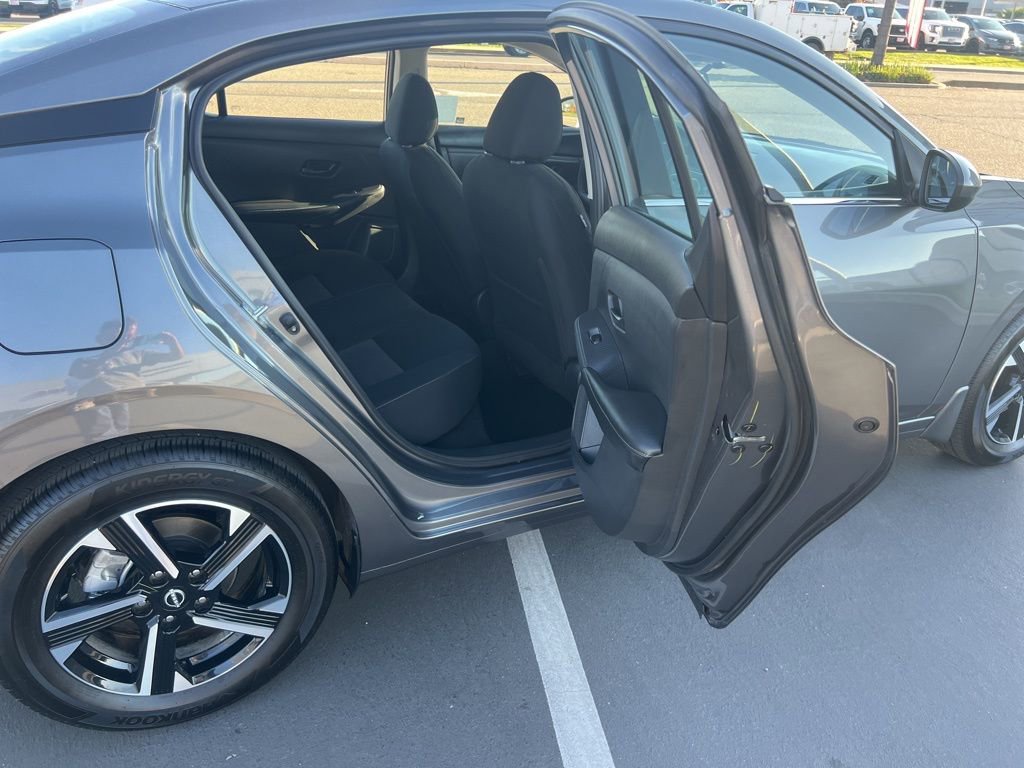 Used 2025 Nissan Sentra SV image 25