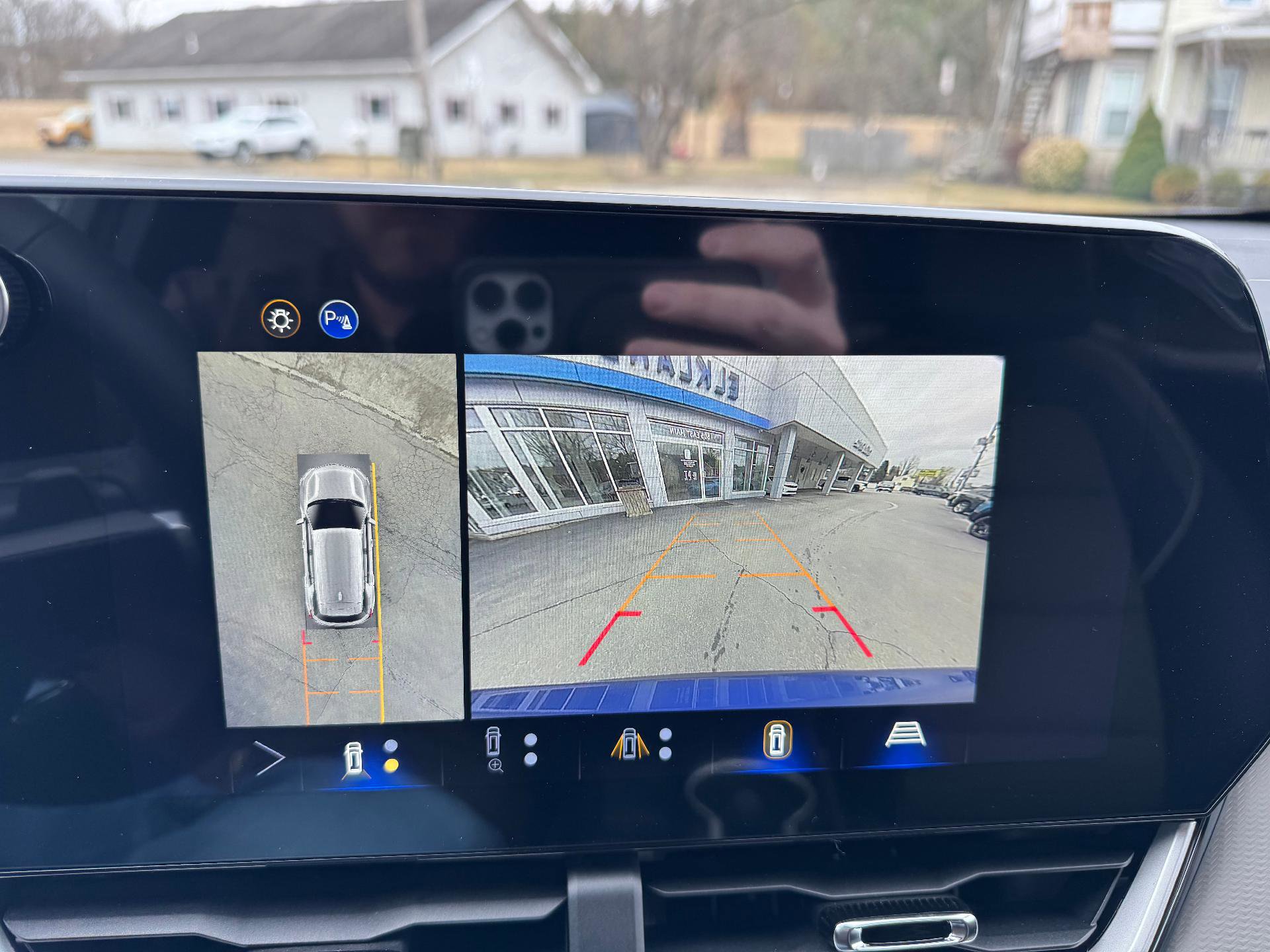 New 2026 Chevrolet Equinox LT w/ Convenience Package II image 31