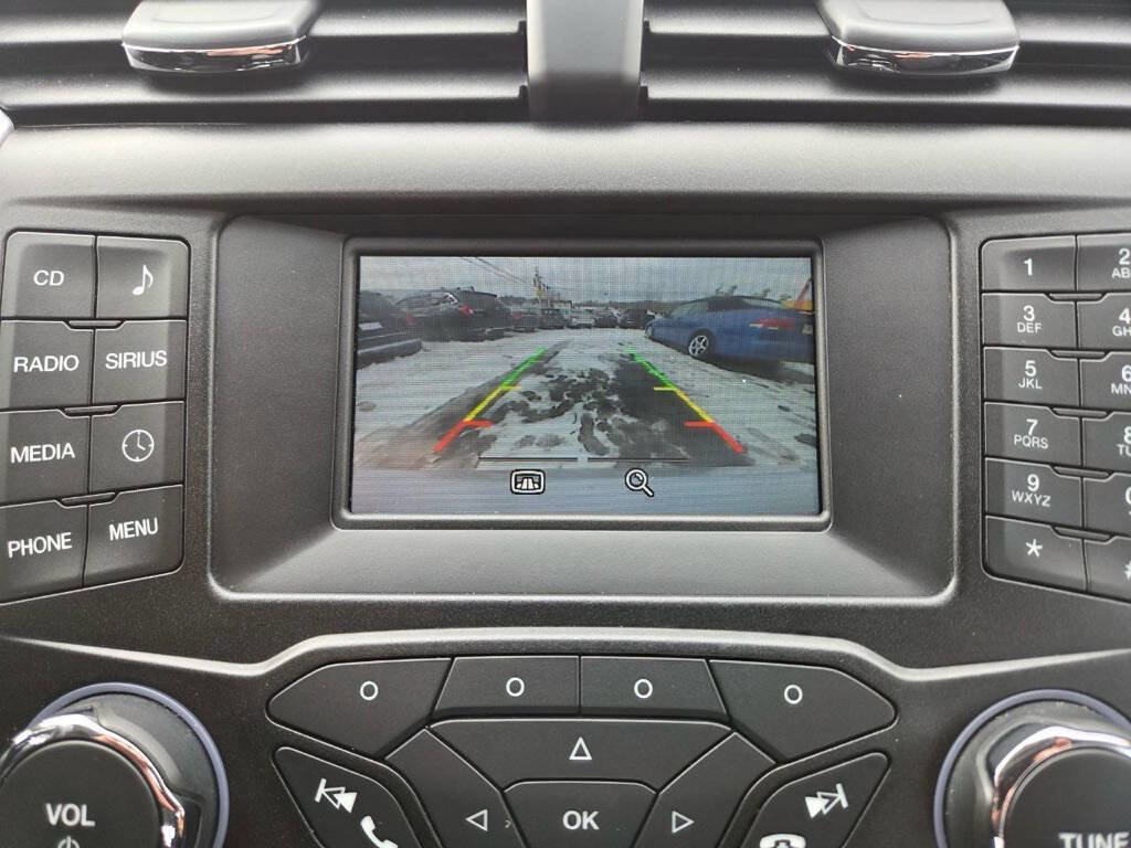 Used 2015 Ford Fusion SE w/ Equipment Group 201A image 28