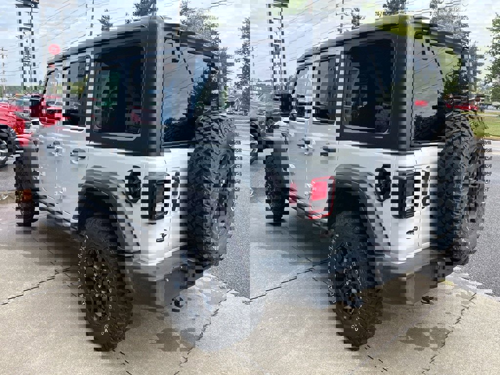 Used 2021 Jeep Wrangler Unlimited Sport image 5