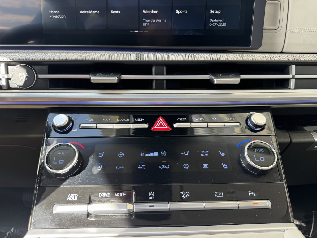 Used 2024 Hyundai Santa Fe Calligraphy image 26