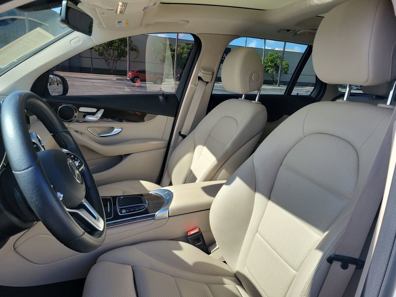 Certified 2021 Mercedes-Benz GLC 300 image 23