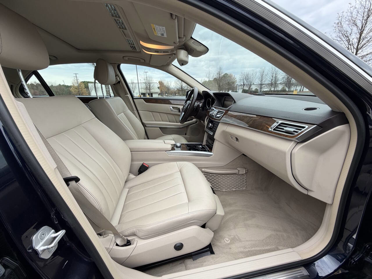 Used 2015 Mercedes-Benz E 350 E 350 4MATIC AWD 4dr Sedan image 16