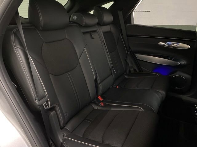 Used 2023 Genesis GV70 2.5T w/ Sport Prestige Package AWD/4WD image 40