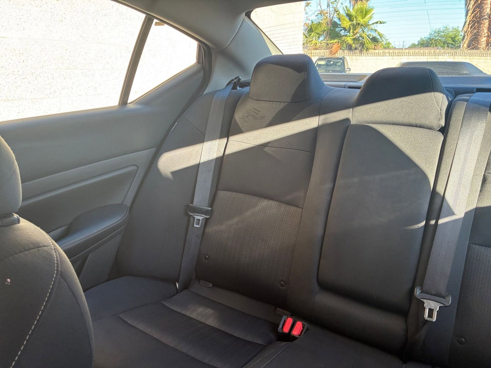 Used 2025 Nissan Altima 2.5 SV FWD image 39