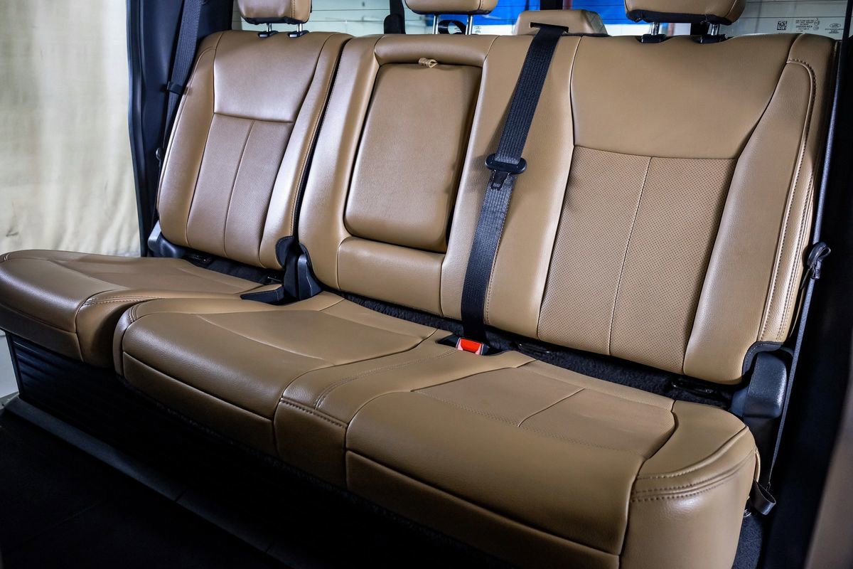 Used 2022 Ford F250 Lariat w/ Chrome Package image 32