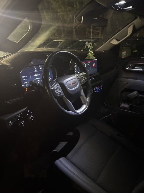 Used 2022 GMC Sierra 1500 SLE image 8