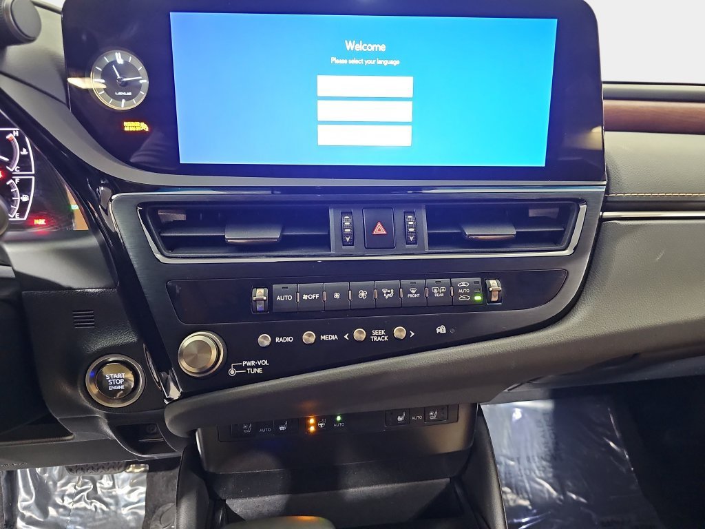 Certified 2025 Lexus ES 350 w/ Premium Package FWD image 19