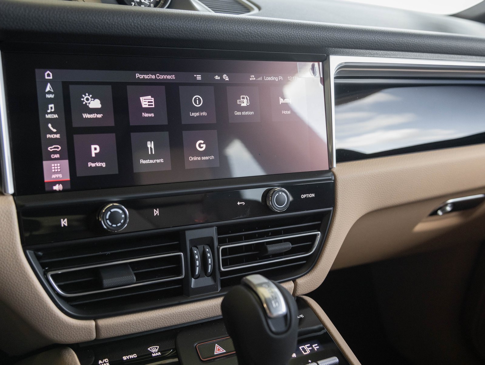 New 2026 Porsche Macan image 26