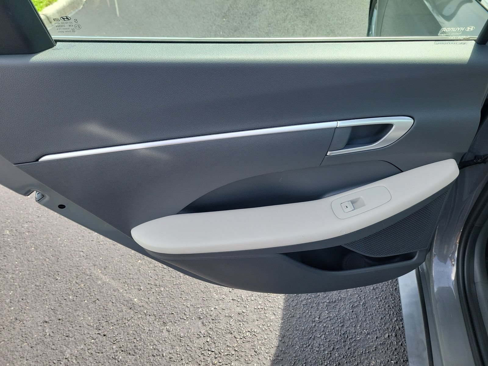 Used 2023 Hyundai Sonata SE FWD image 7