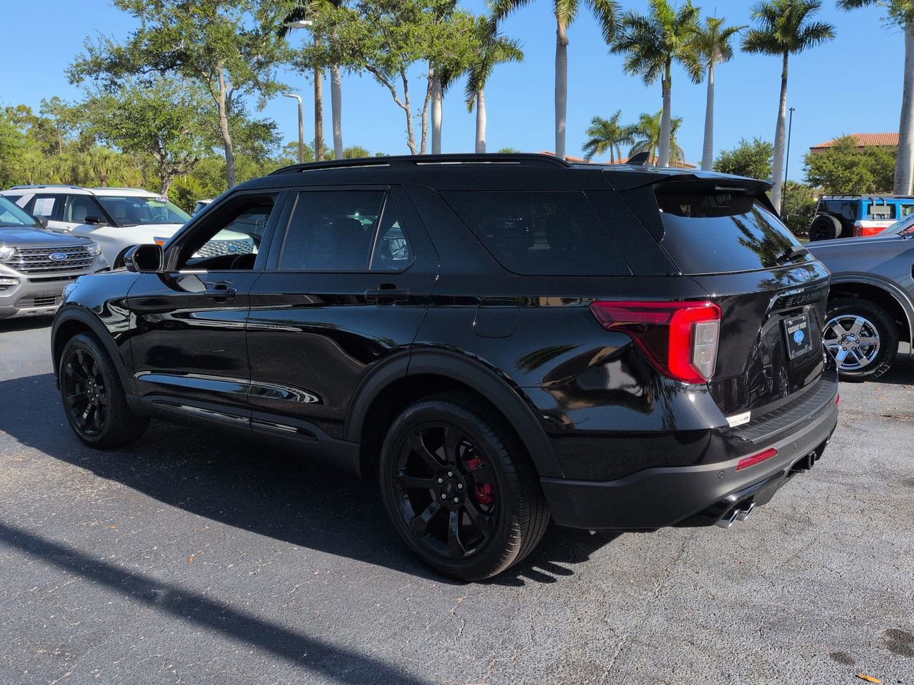 Certified 2023 Ford Explorer ST w/ Equipment Group 401A image 5