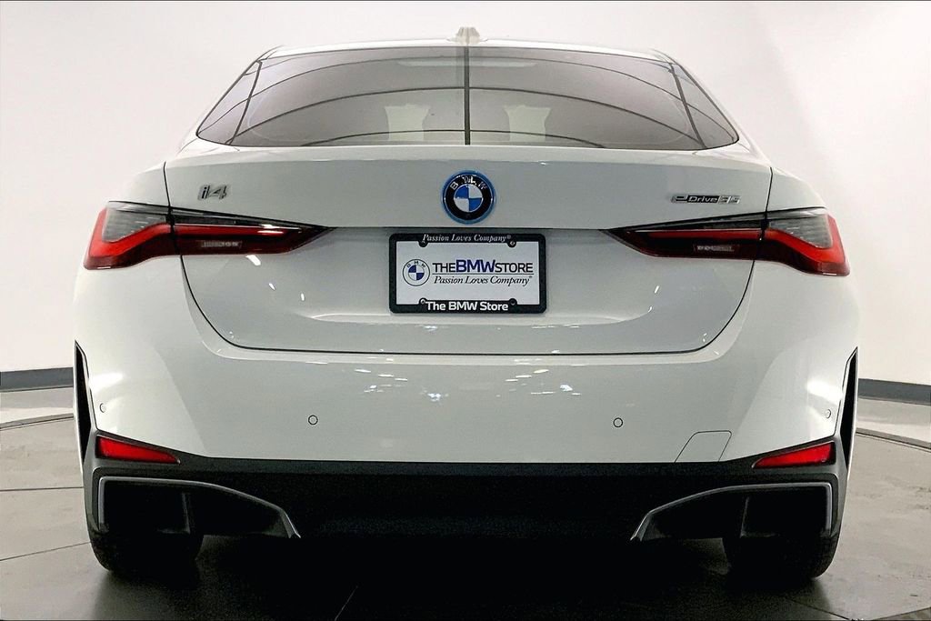 Certified 2023 BMW i4 eDrive35 w/ Premium Package RWD image 3