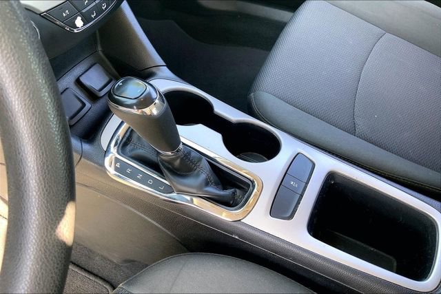 Used 2018 Chevrolet Cruze LS image 17