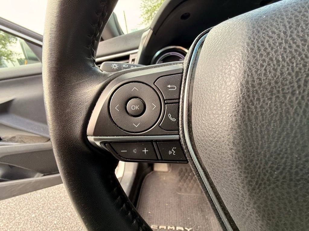 Used 2018 Toyota Camry XLE w/ Audio Package FWD image 14