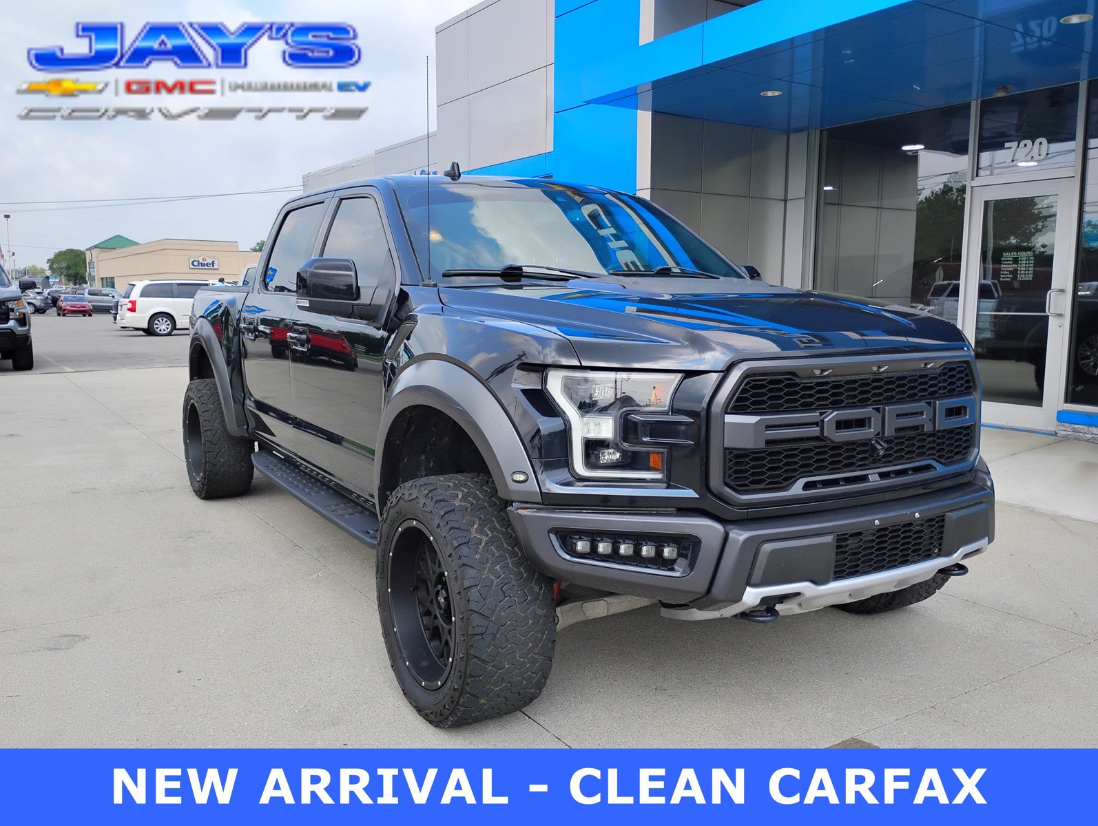 Used 2019 Ford F150 Raptor w/ Equipment Group 802A Luxury AWD/4WD image 1