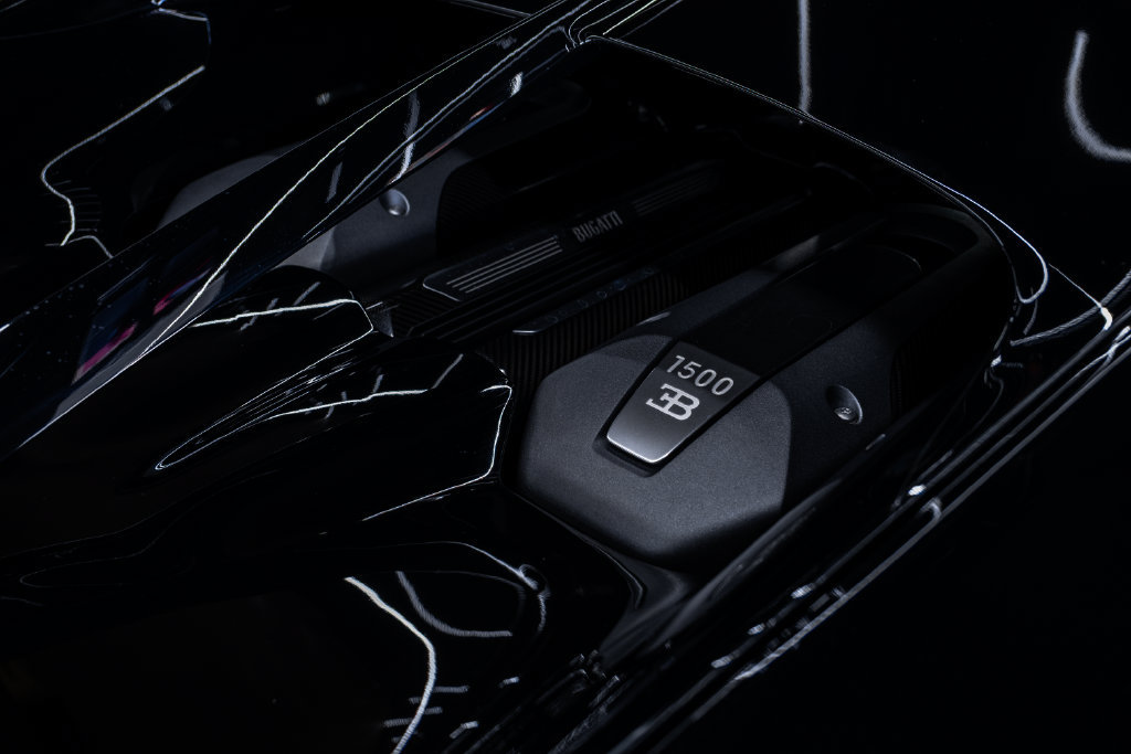 Used 2018 Bugatti Chiron AWD/4WD image 24
