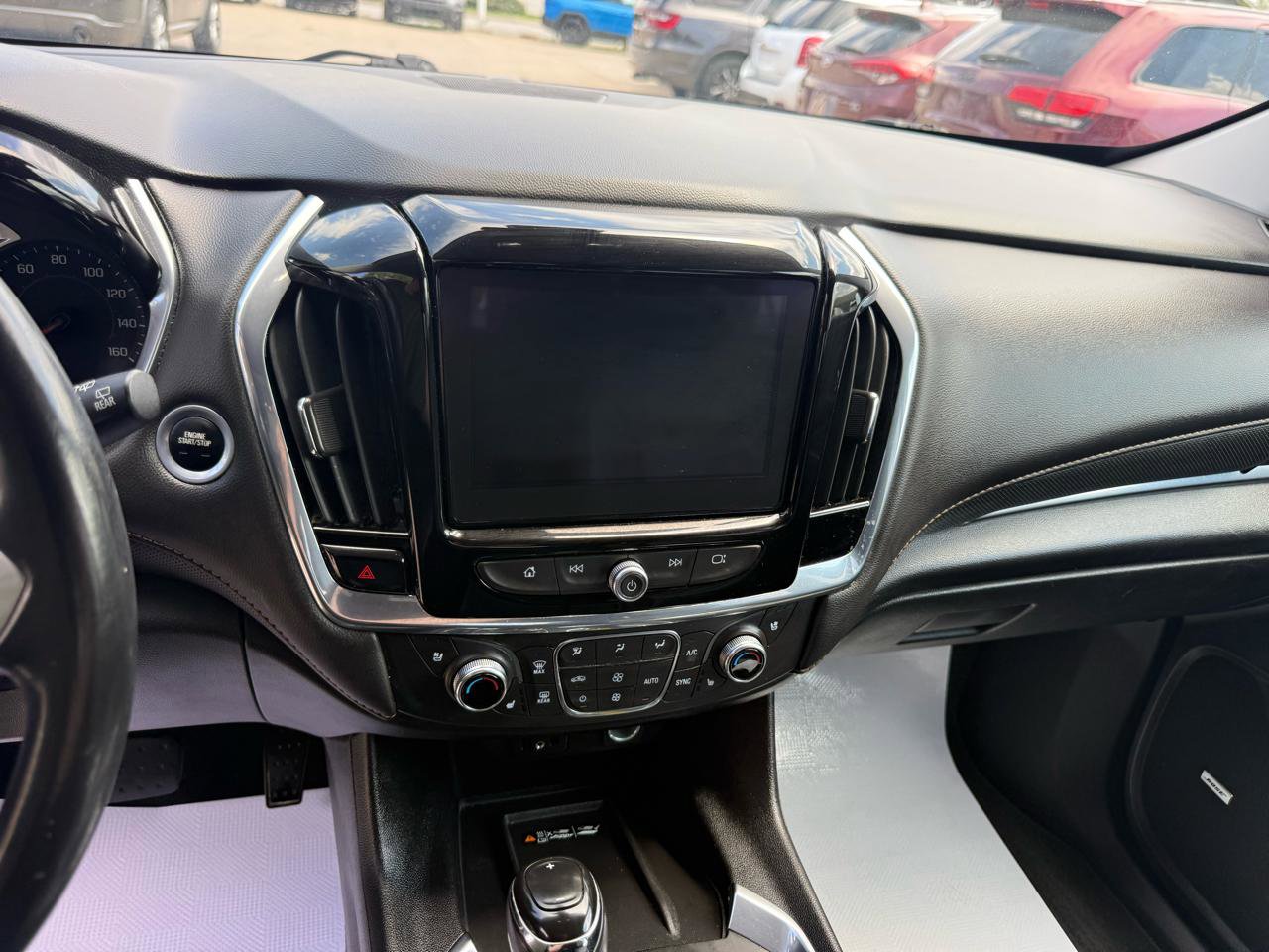 Used 2019 Chevrolet Traverse Premier w/ Redline Edition AWD/4WD image 26