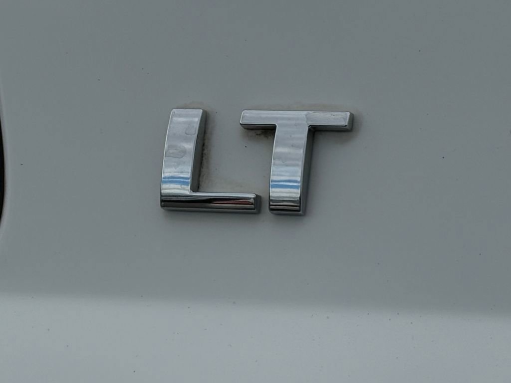 Used 2016 Chevrolet Tahoe LT image 11