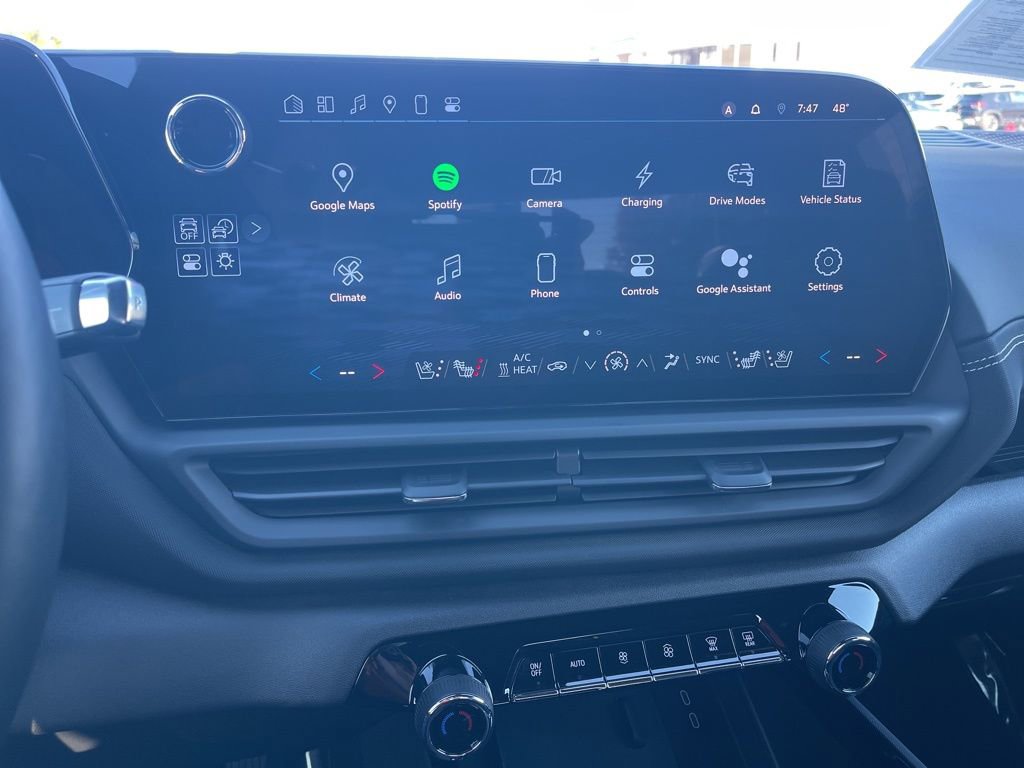 Used 2025 Chevrolet Silverado EV LT AWD/4WD image 17