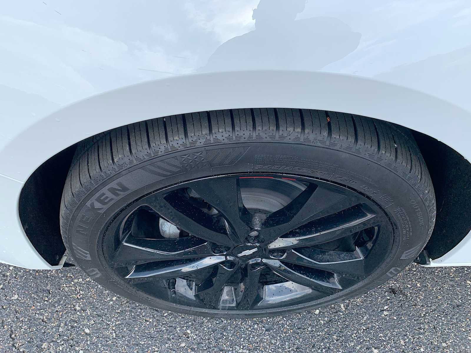 Certified 2018 Chevrolet Malibu LT w/ Redline Edition FWD image 32